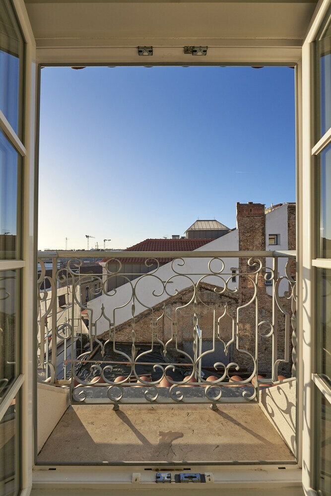 Lisbon Five Stars Apartments - Bica 246
