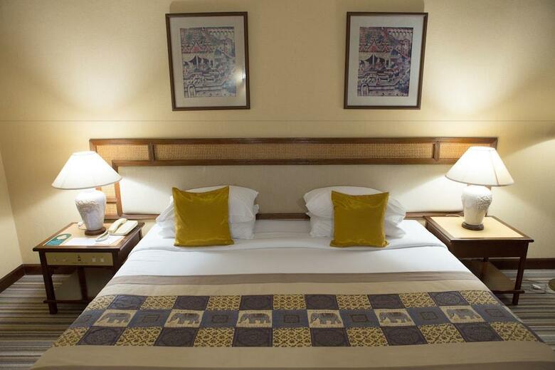 Chiang Mai Plaza Hotel