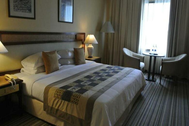 Chiang Mai Plaza Hotel