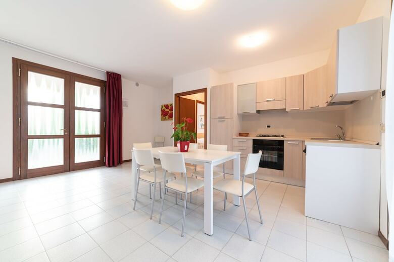 Albarella Residence