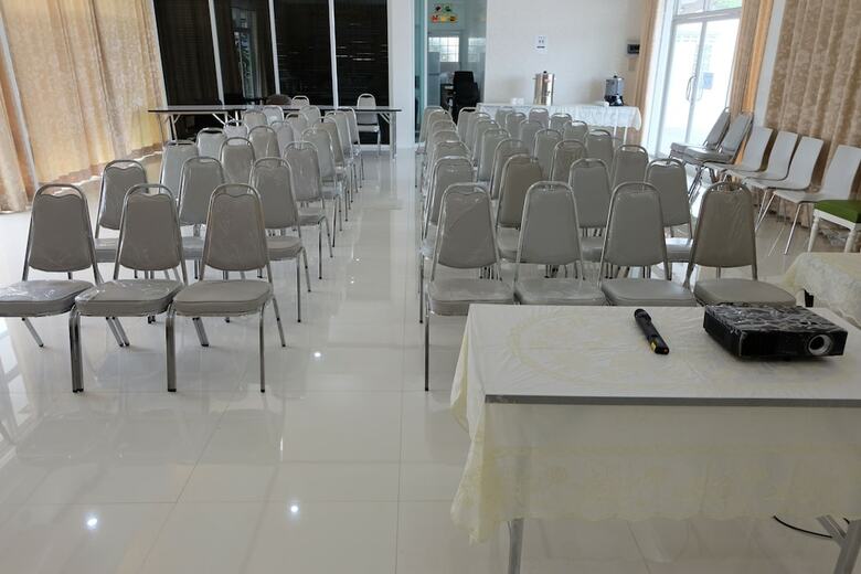 Bualuang Angthong Hotel