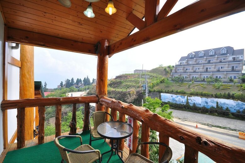 Bed & Breakfast Dingdaiglass Villa