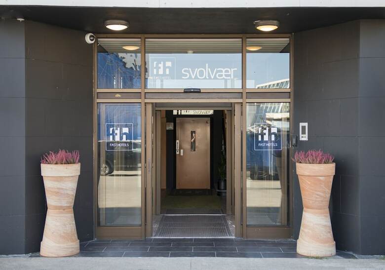 Fast Hotel Svolv�r