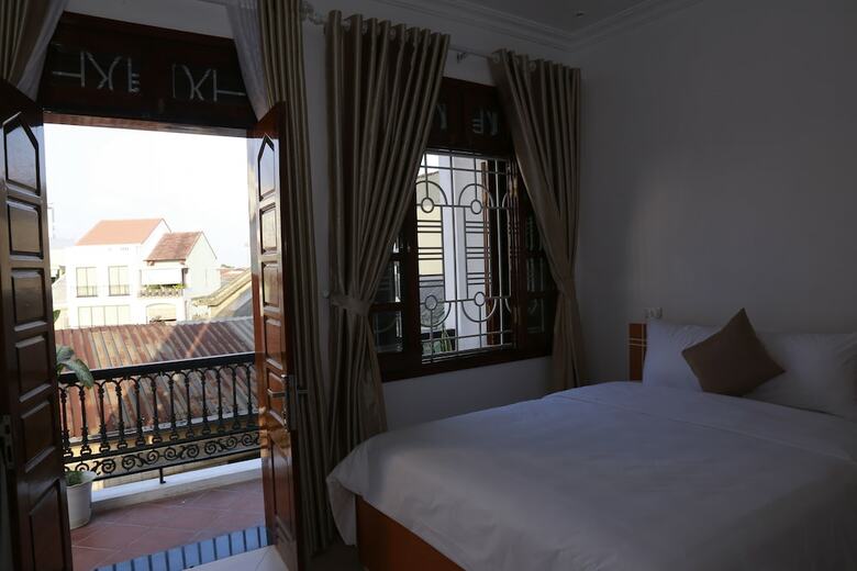 Moon & Sun Hotel
