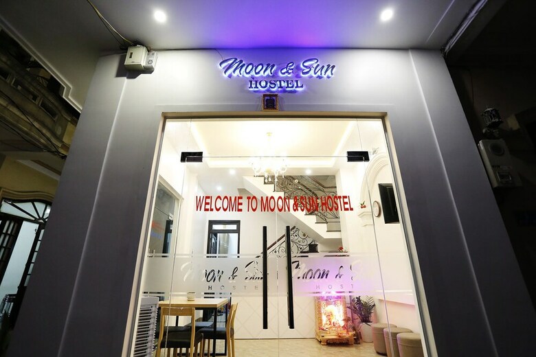 Moon & Sun Hotel