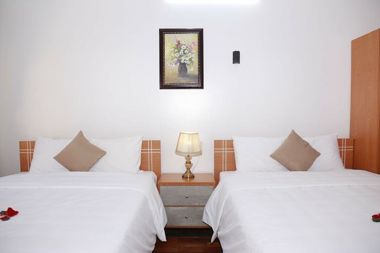 Moon & Sun Hotel