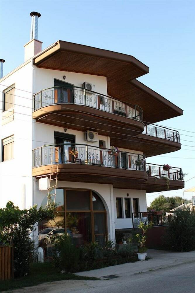 Hotel Limneo