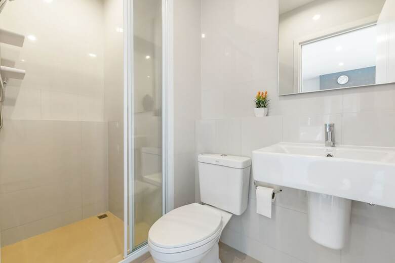 The Base Uptown By Favstay