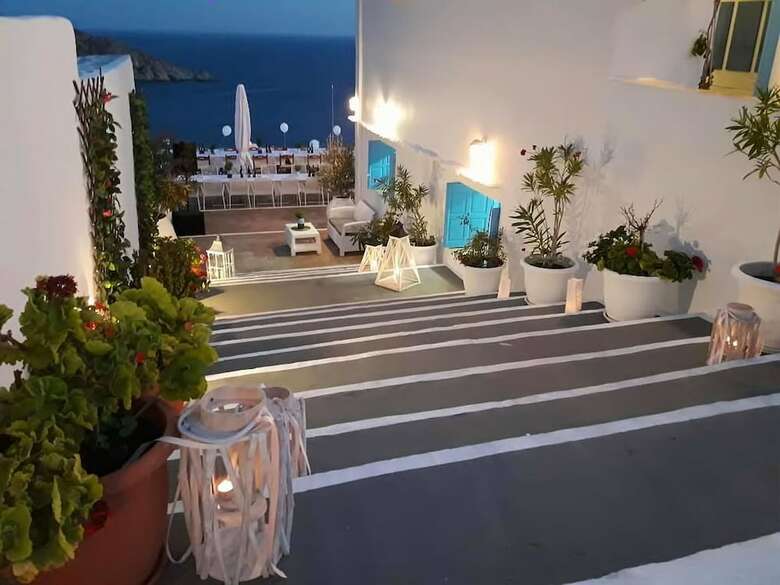 Petradi Hotel