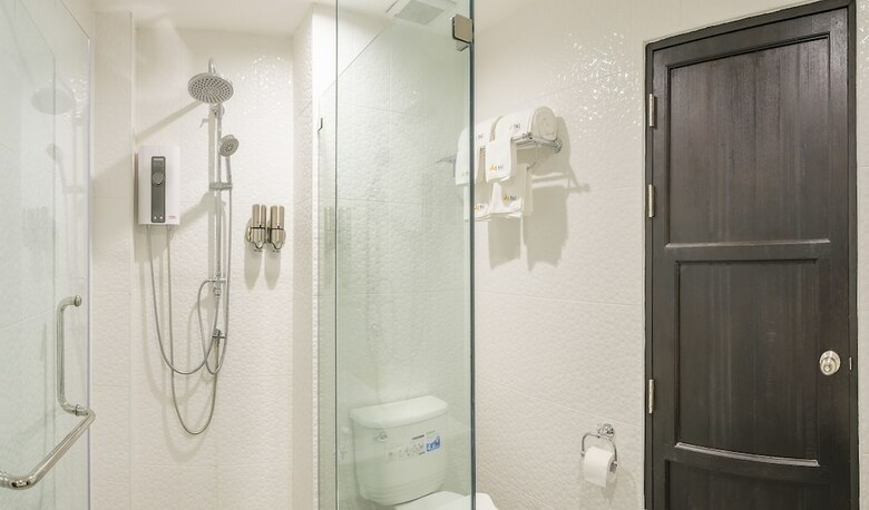 Ai Pai Hotel
