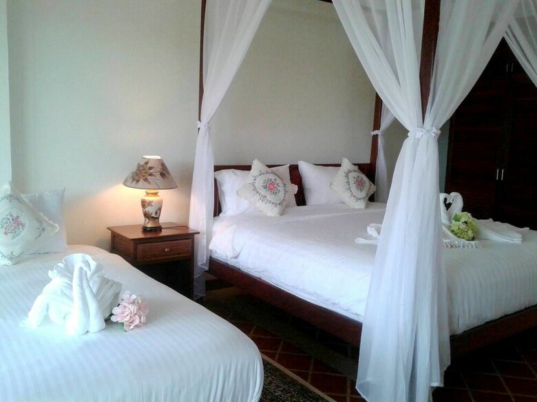 Hotel Siam Tara Resort