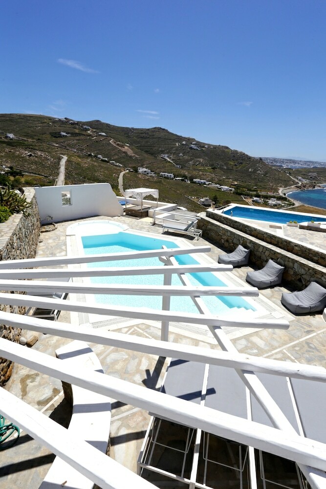 Seablue Villas