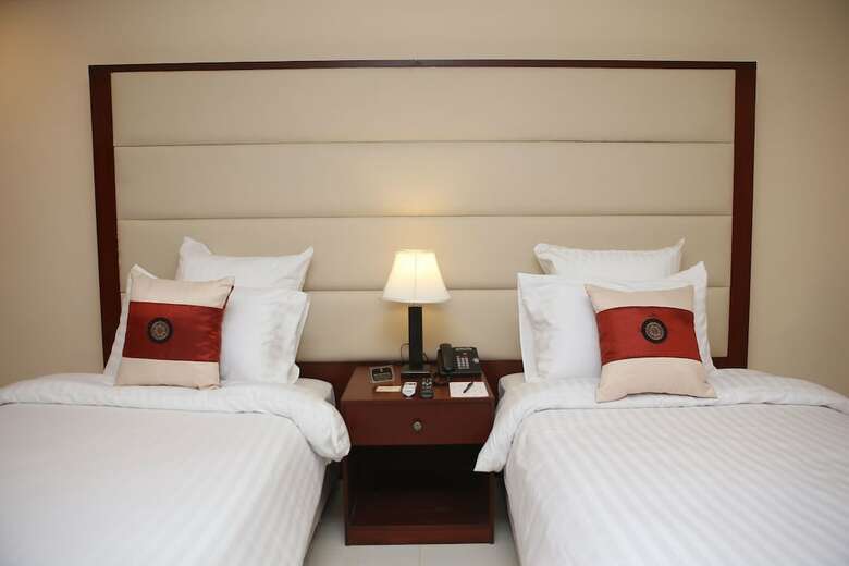 Faletti's Express Hotel