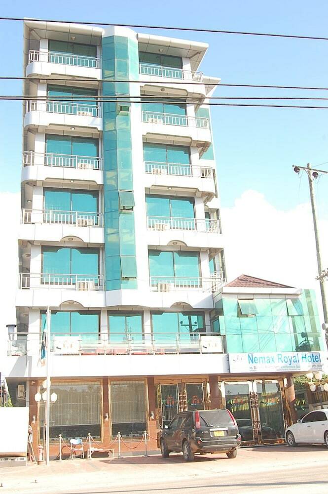 Nemax Royal Hotel
