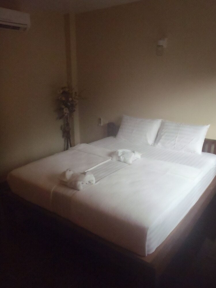 Hotel Silver Sands Beach Resort