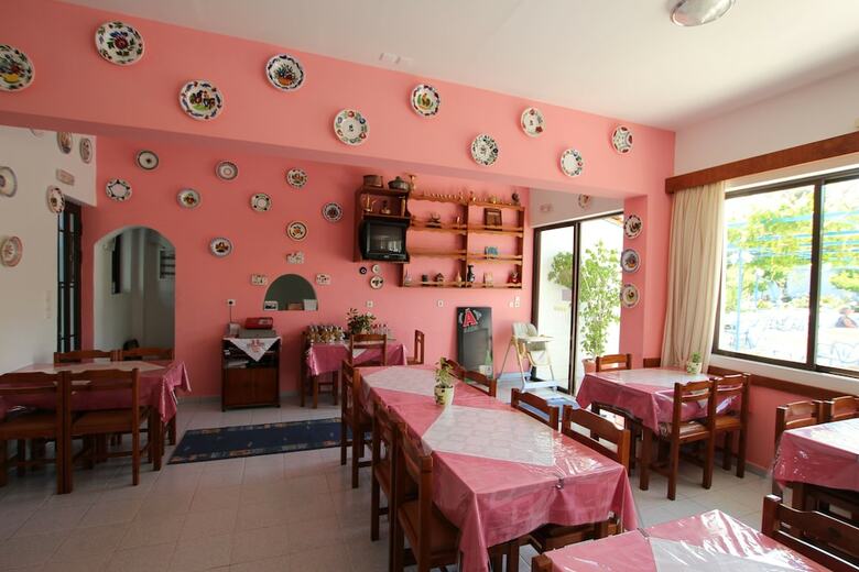 Garden Hotel