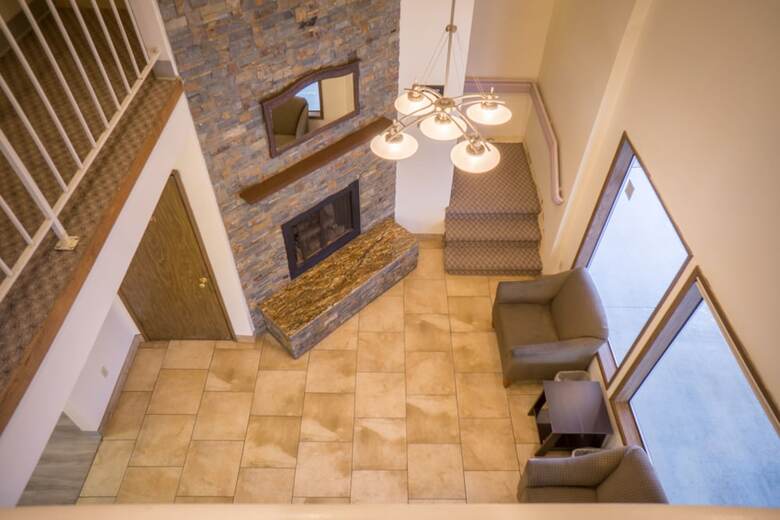 Hotel Sunnyside Inn & Suites