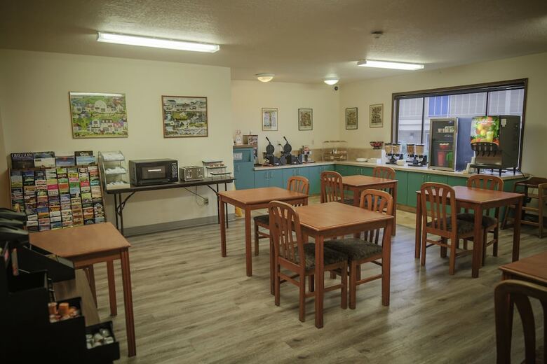 Hotel Sunnyside Inn & Suites
