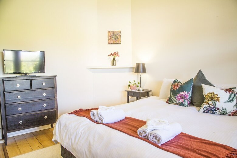 Mataro Cottage