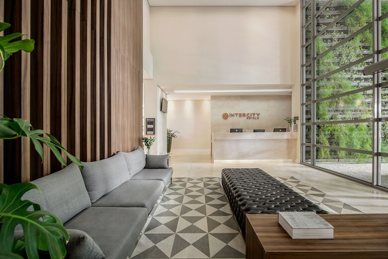 Hotel Intercity Curitiba Centro C�vico