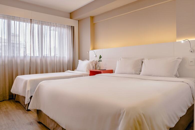 Hotel Intercity Curitiba Centro C�vico