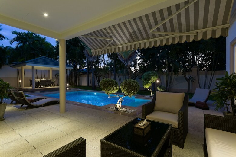 Luxury Pool Villa Srv