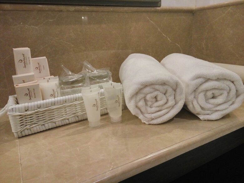 Jambuluwuk Oceano Seminyak Hotel