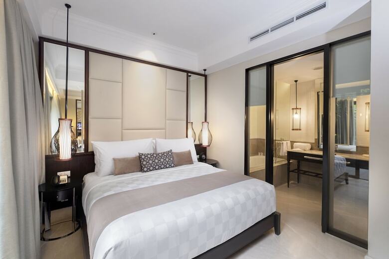 Jambuluwuk Oceano Seminyak Hotel
