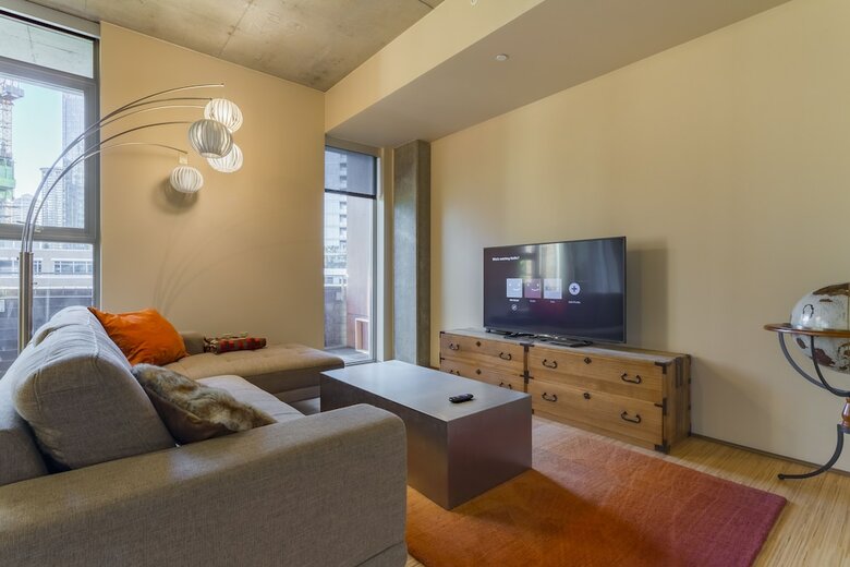 Domicile Suites At Mark On 8th