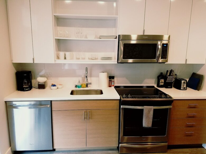 Domicile Suites At Mark On 8th