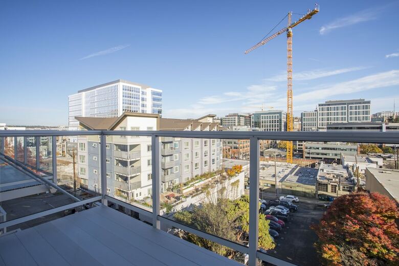 Domicile Suites At Mark On 8th