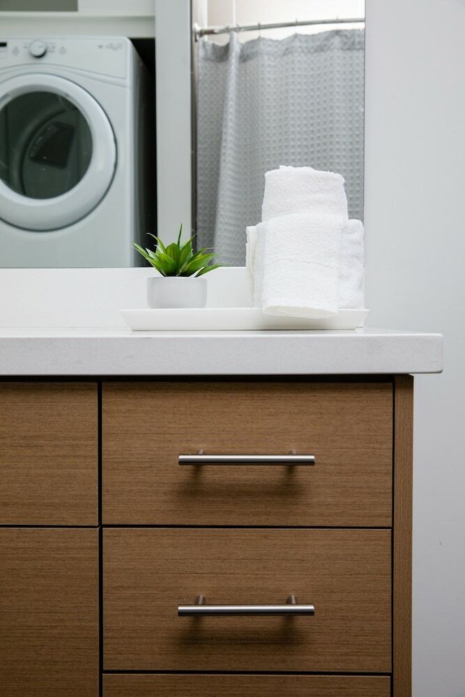 Domicile Suites At Mark On 8th