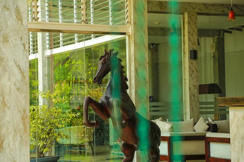 Hotel Oak Ray Elephant Lake