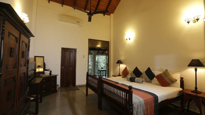 Hotel Sanctuary Lodge