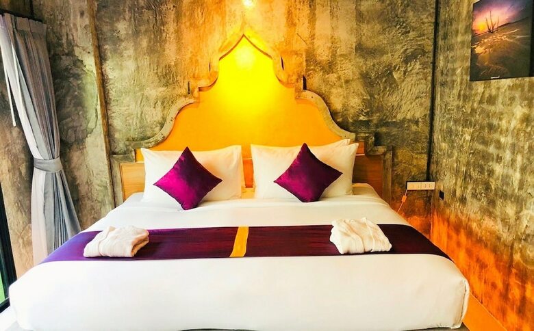 Hotel Maneetel Krabi Beachfront