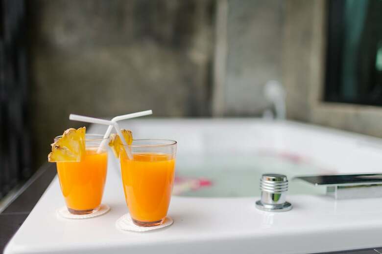 Hotel Maneetel Krabi Beachfront