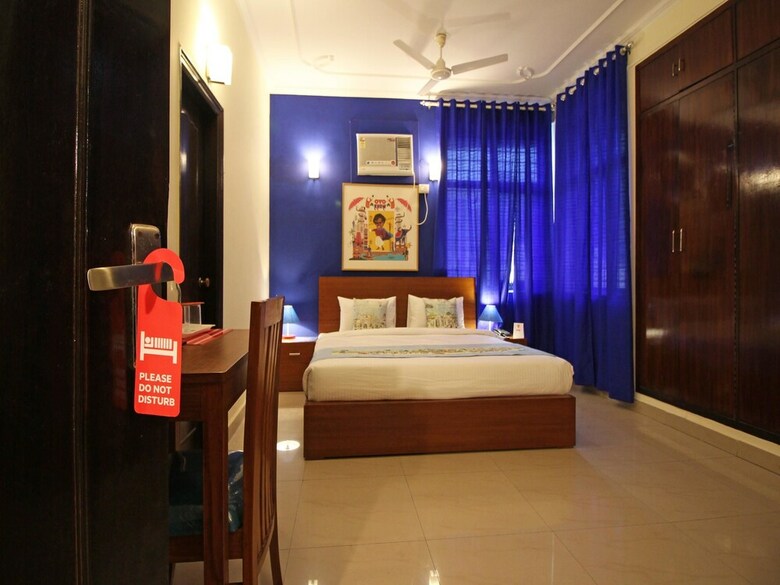 Hotel Oyo Flagship 140 Noida Expressway Boulevard