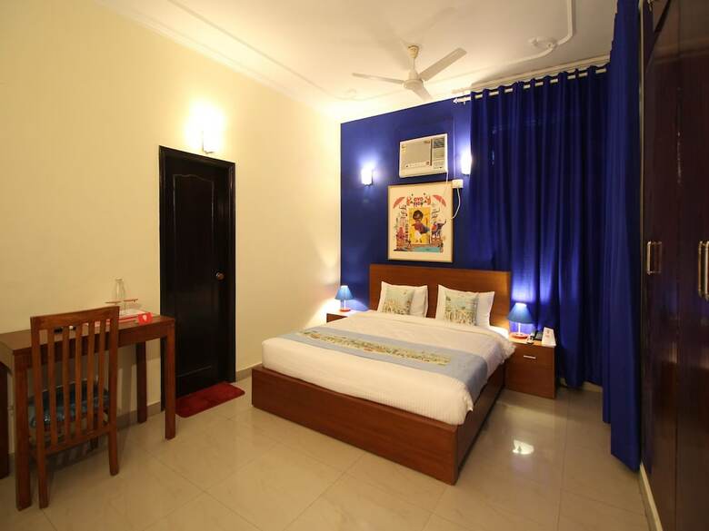 Hotel Oyo Flagship 140 Noida Expressway Boulevard