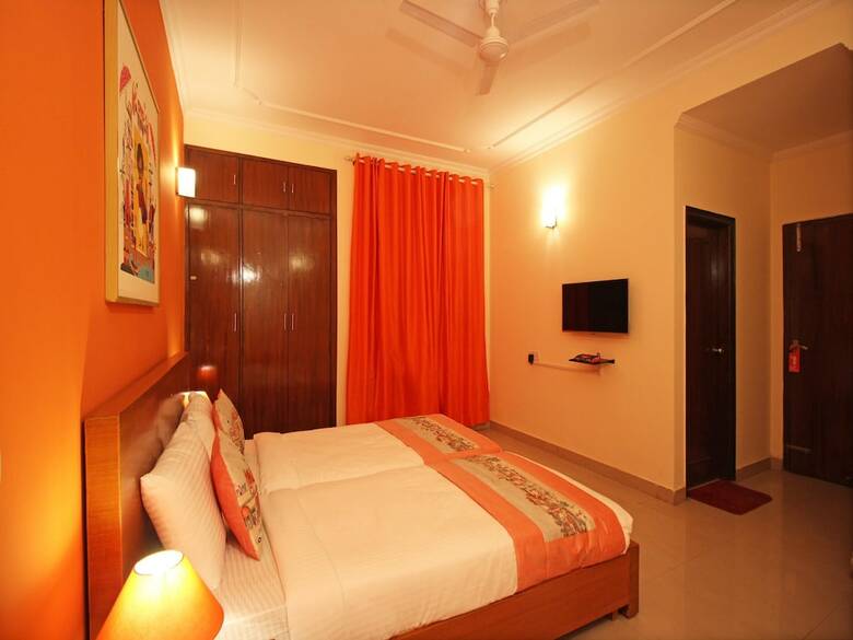 Hotel Oyo Flagship 140 Noida Expressway Boulevard