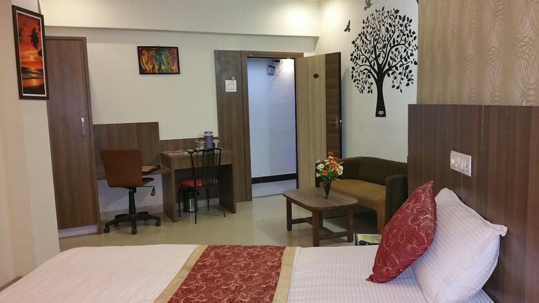 Hotel Panchratna Panvel