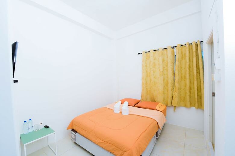 Hotel Nadpob Mansion