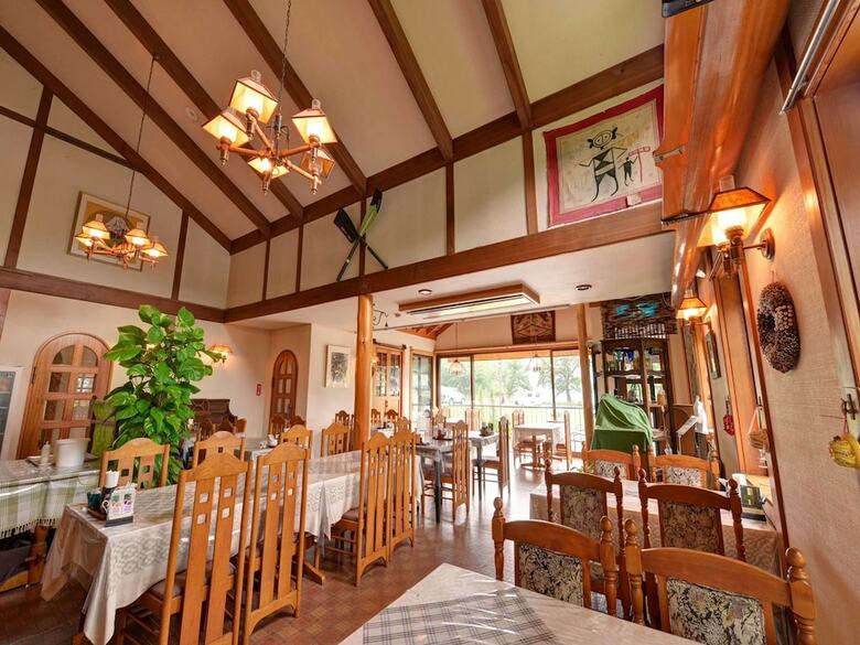 Hotel & Restaurant Yesterday