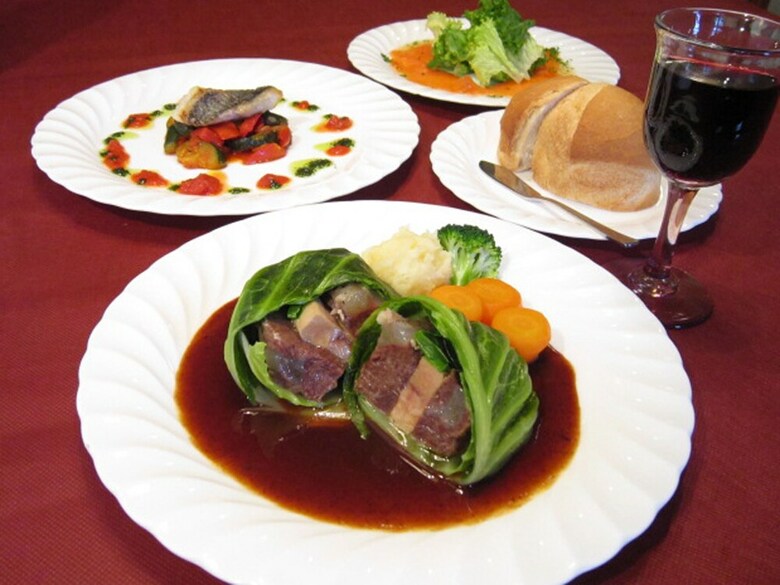 Hotel & Restaurant Yesterday