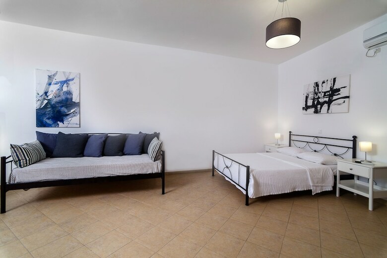 Apartamentos Aelia Suites