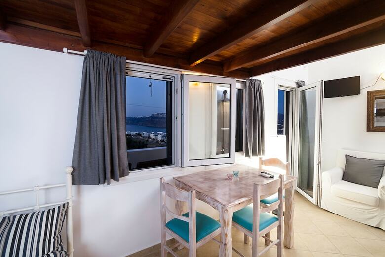 Apartamentos Aelia Suites