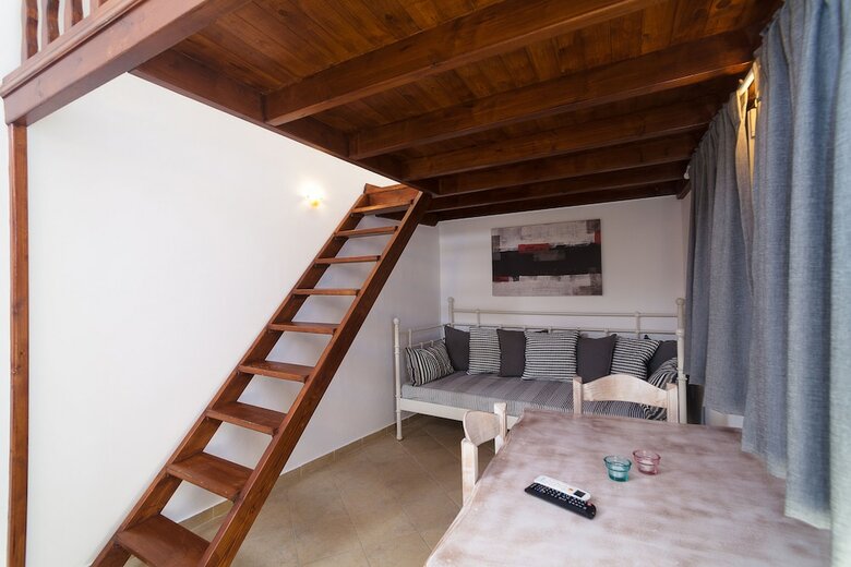 Apartamentos Aelia Suites