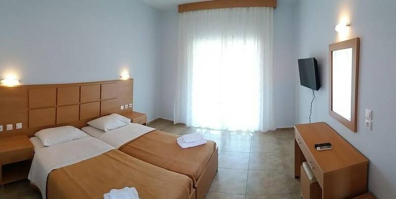Aloni Hotel