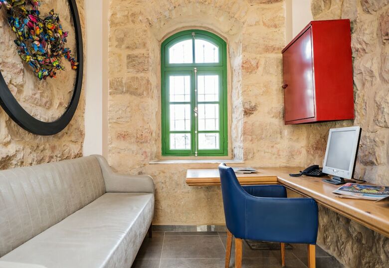 Heleni Hotel