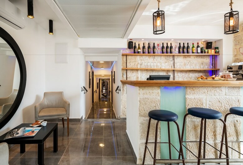 Heleni Hotel