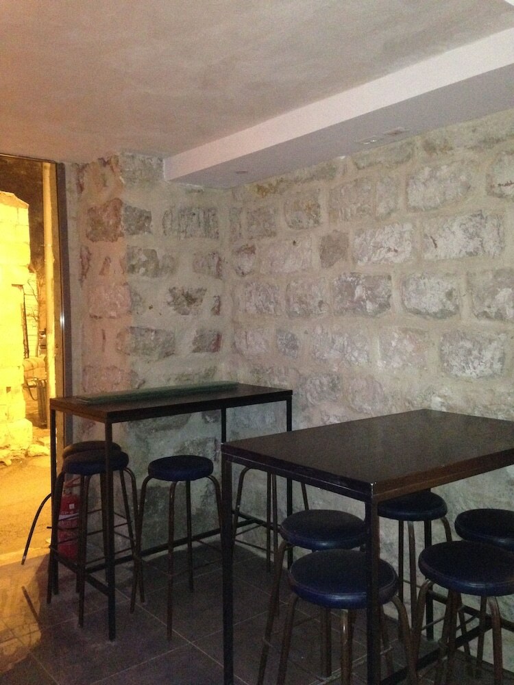 Heleni Hotel